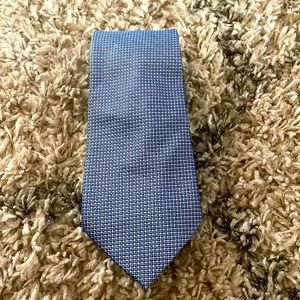 Vanheusen necktie